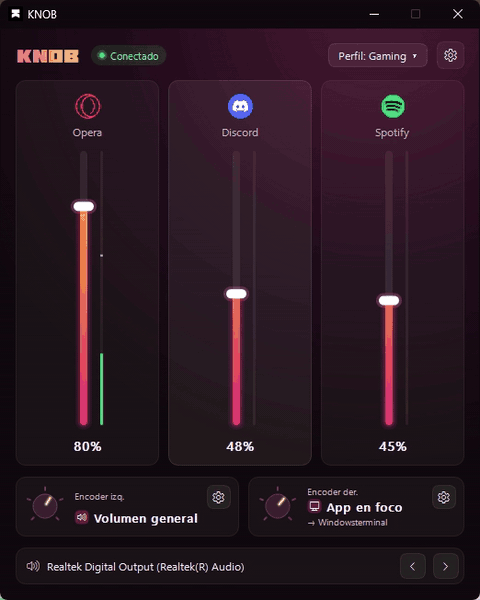 La app de KNOB en uso: se mueven los volúmenes de Opera, Discord y Spotify, se silencia Opera y se elige qué app controla cada canal